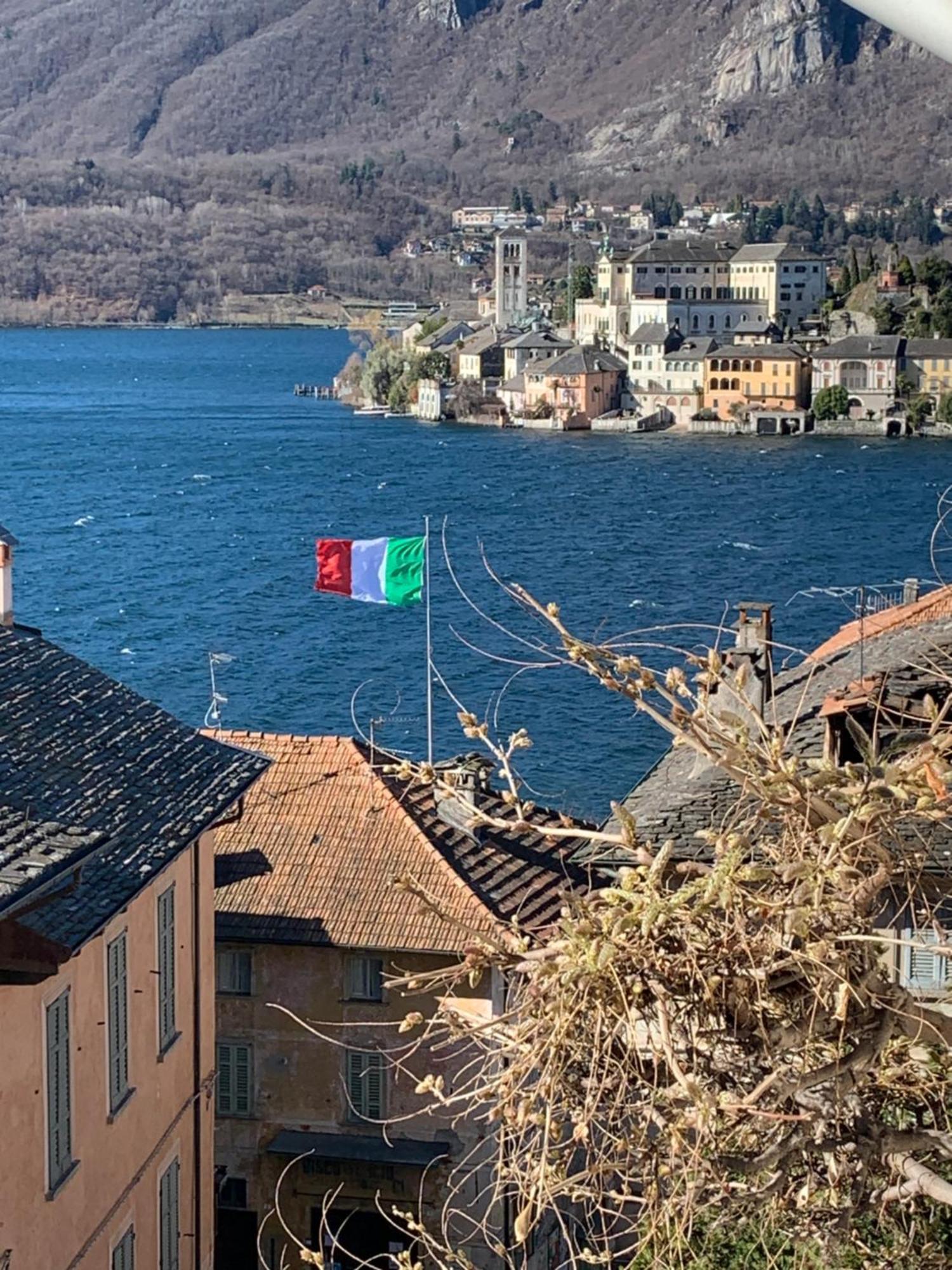 -Ortaflats- Appartamenti Imbarcadero & Palazzotto Orta San Giulio Εξωτερικό φωτογραφία