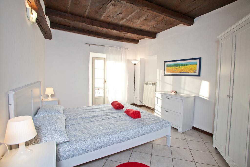 -Ortaflats- Appartamenti Imbarcadero & Palazzotto Orta San Giulio Δωμάτιο φωτογραφία