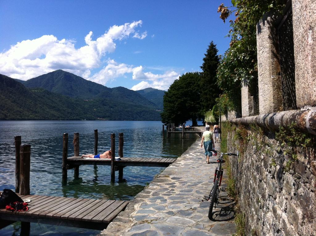 -Ortaflats- Appartamenti Imbarcadero & Palazzotto Orta San Giulio Δωμάτιο φωτογραφία